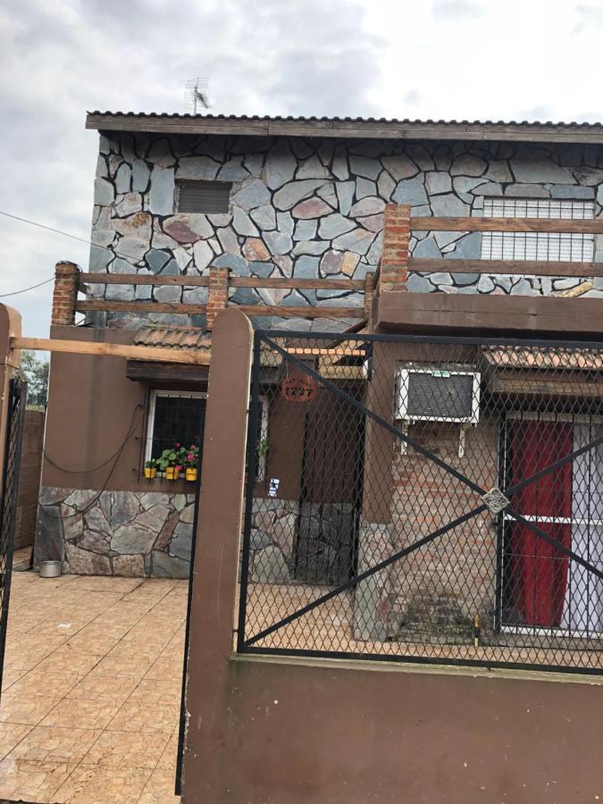 Luis'S House Ezeiza Airport Hotel Монте Гранде Екстериор снимка